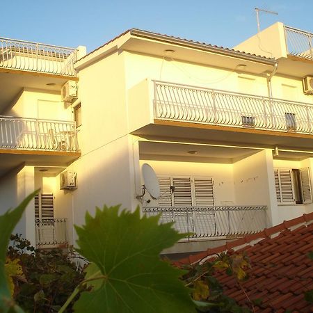 Apartments Nikolas Vodice Ngoại thất bức ảnh