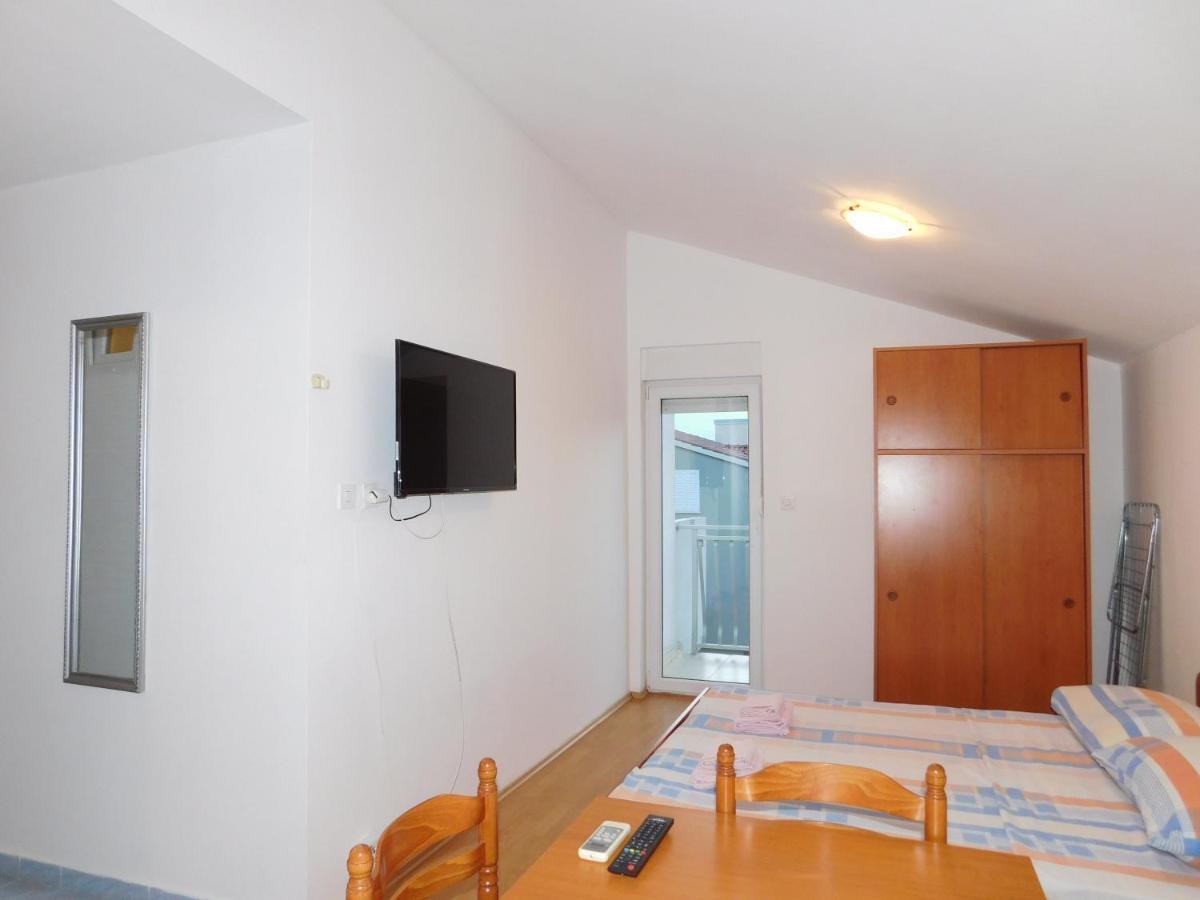 Apartments Nikolas Vodice Ngoại thất bức ảnh