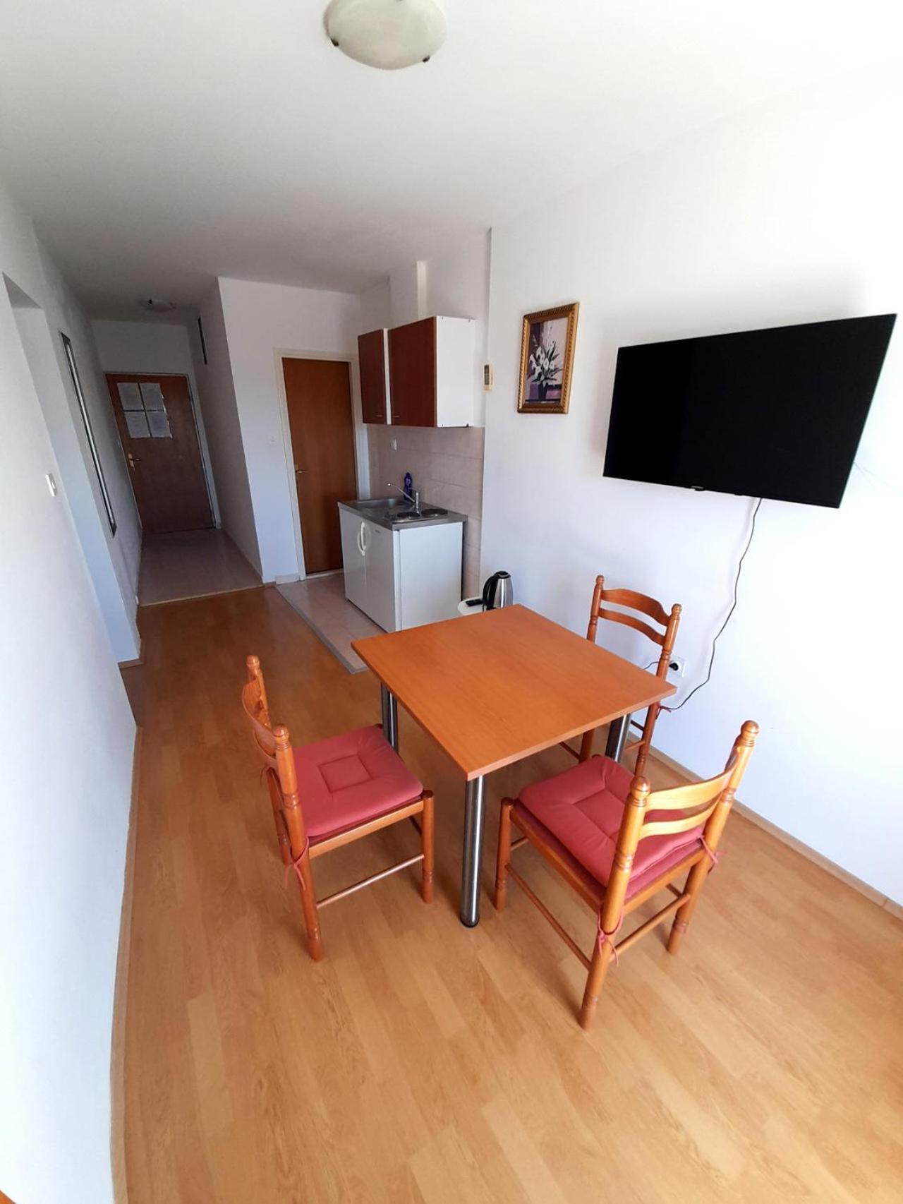 Apartments Nikolas Vodice Ngoại thất bức ảnh