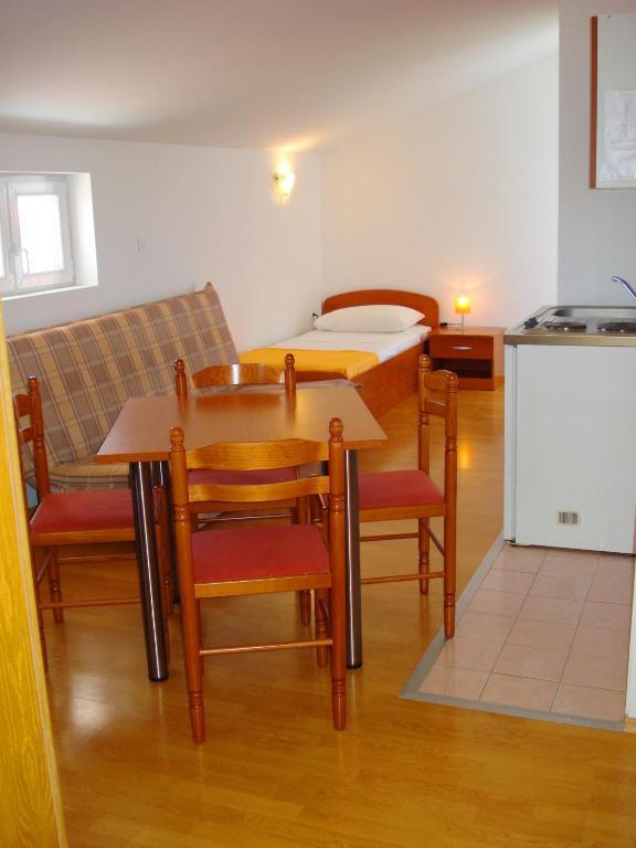 Apartments Nikolas Vodice Phòng bức ảnh