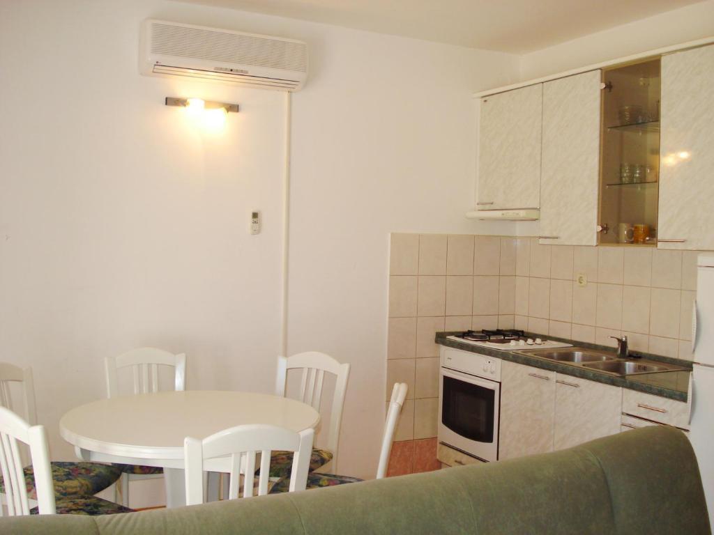 Apartments Nikolas Vodice Phòng bức ảnh